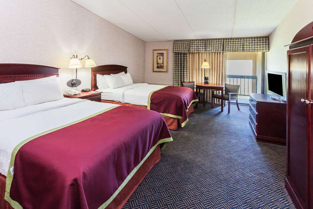 Baymont by Wyndham Michigan City - photo 13