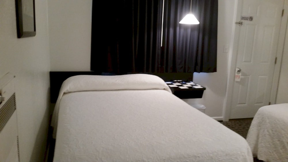 Rocket Motel - photo 7