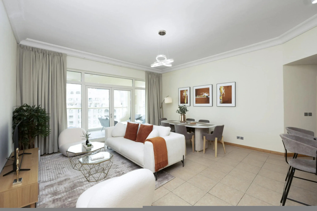 DVH Al Hamri Jumeirah Shoreline 2 Bed & Maids Free beach access — 5-Star Luxury Hotel in Dubai, United Arab Emirates