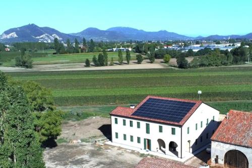 Ecofriendly house Colli Euganei — 4-Star Luxury Hotel in San Pietro Viminario, Italy
