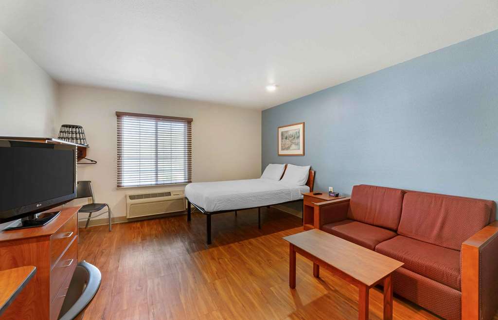 WoodSpring Suites Akron - photo 26