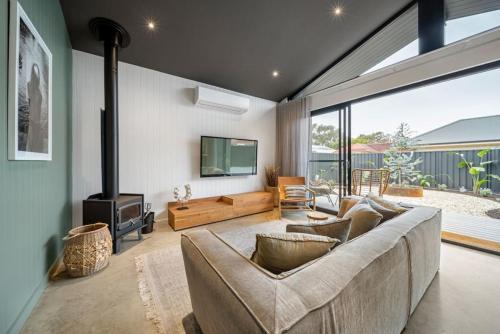 Seaside on Swan Laneway Retreat — hotel in Grange