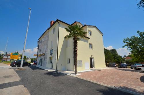 Stella Apartments — 4-Star Luxury Hotel in Novigrad, Croatia
