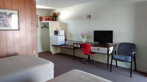 Driftwood Motel - photo 9