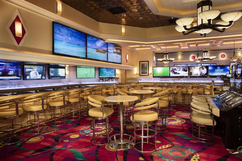 Western Village Inn & Casino by Peppermill Resorts - photo 19
