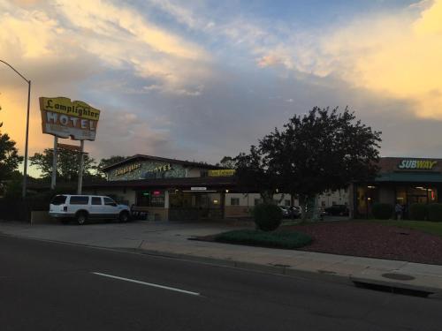 Lamplighter Motel in Longmont, United States
