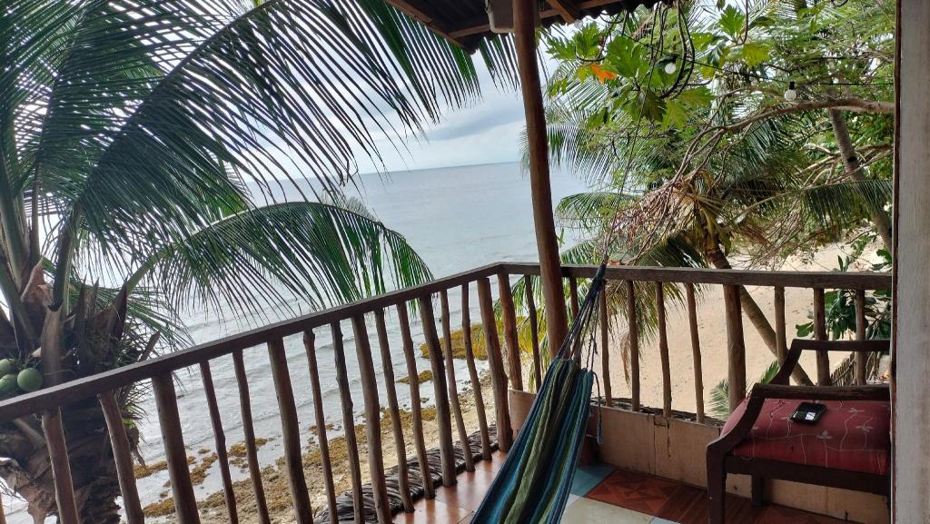 Sea Esta Beach House 20345351 — Boljoon