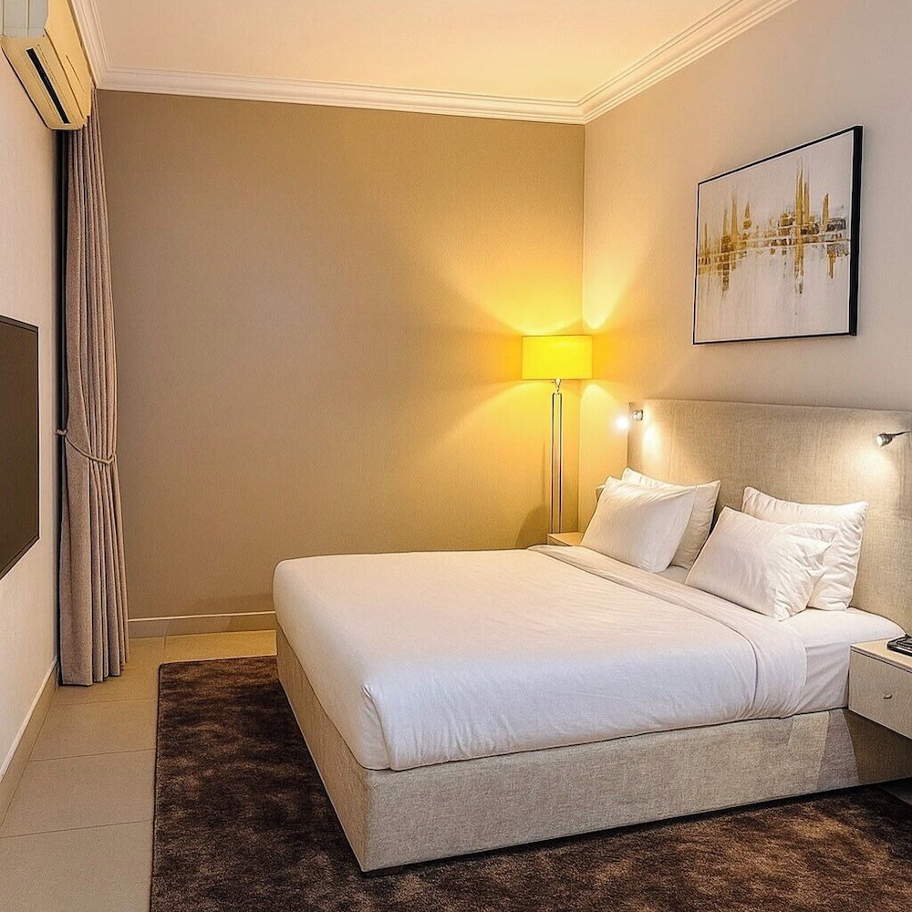 Spiffy Apartment — 4-Star Luxury Hotel in Abuja, Nigeria