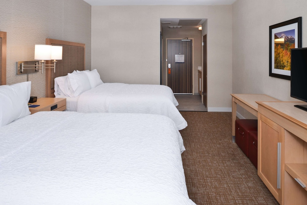 Hampton Inn & Suites Denver Speer Boulevard - photo 14