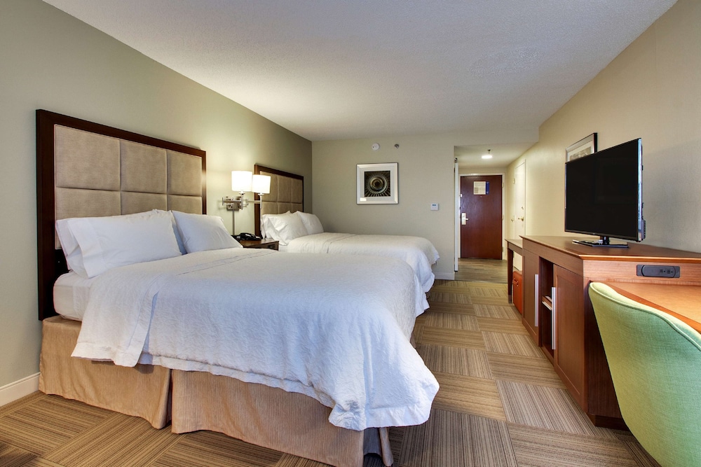Hampton Inn Warner Robins - photo 21