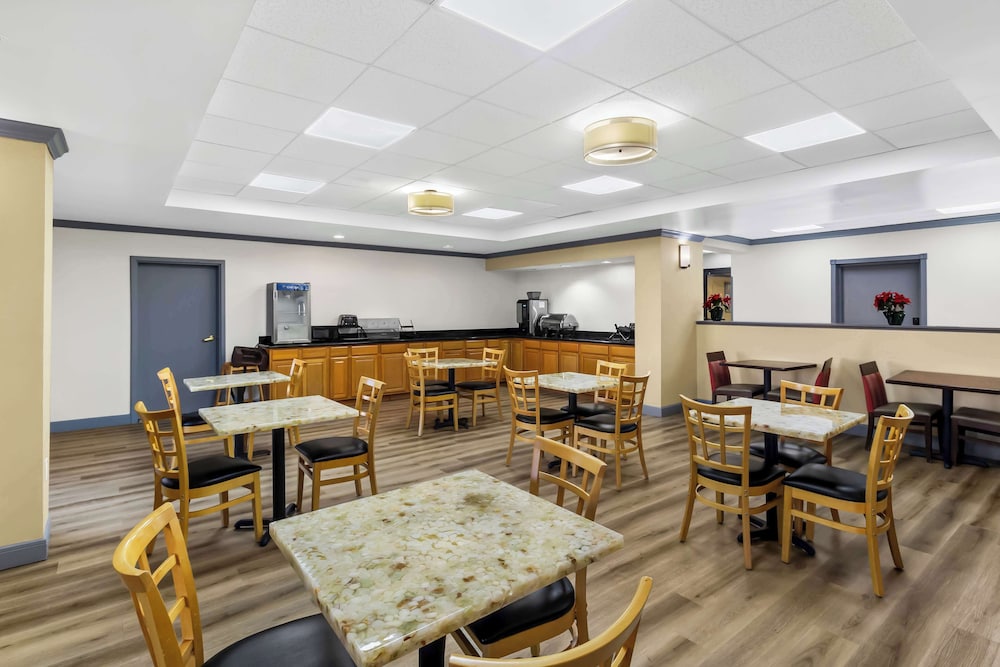 Sonesta Essential NW Houston - photo 29