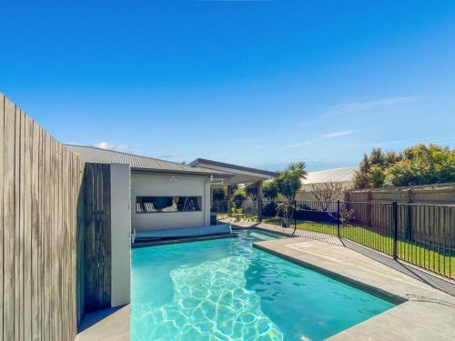 Summer Retreat 4 min drive from Moololaba Beach in Mooloolaba, Australia