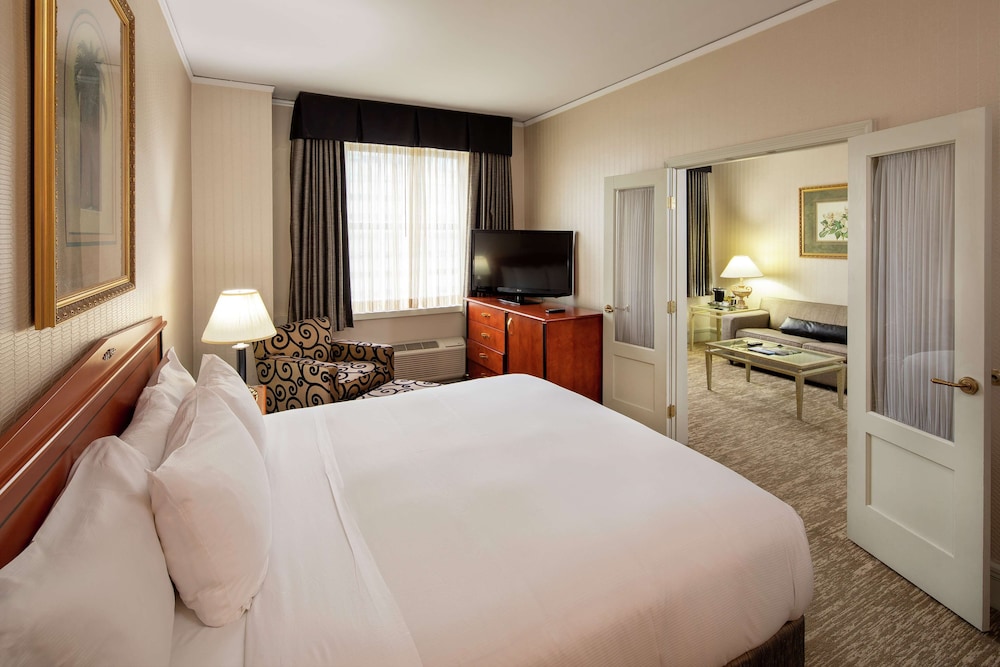 Hilton Cincinnati Netherland Plaza - photo 38