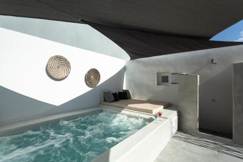 Villa Izabela — Emporio — photo 3