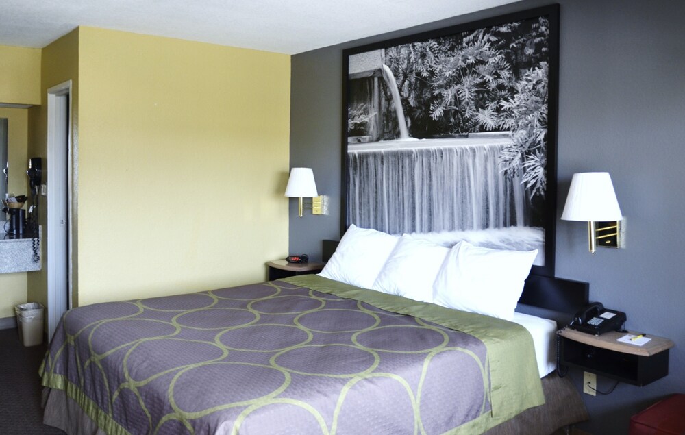 SureStay Hotel by Best Western Spring North Houston - photo 5