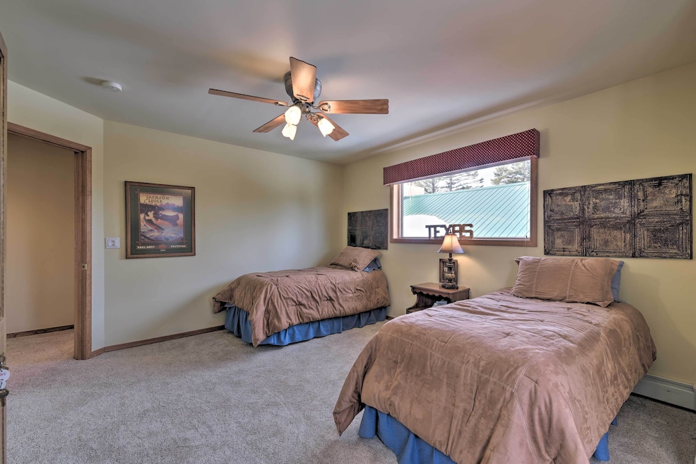 Spacious Angel Fire Cabin Less Than 4 Miles to Resort in Angel Fire, United States