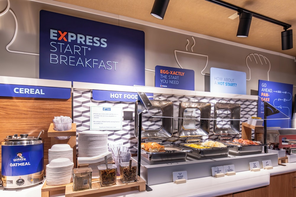 Holiday Inn Express Hotel & Suites Henderson by IHG - photo 40