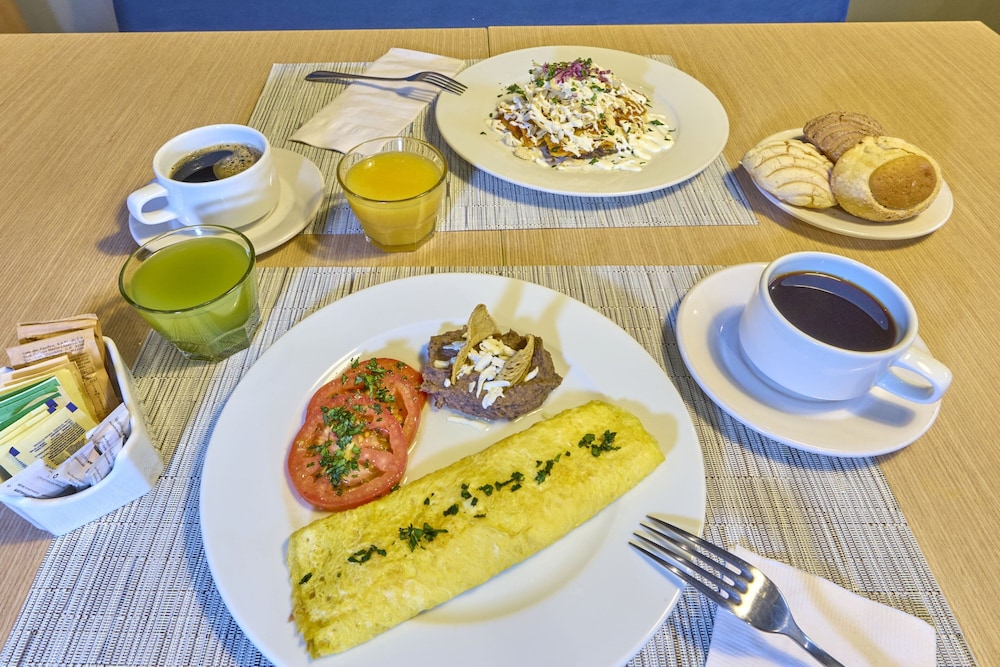 Breakfast meal