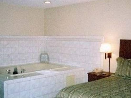 Village Inn Motel Des Moines - photo 11