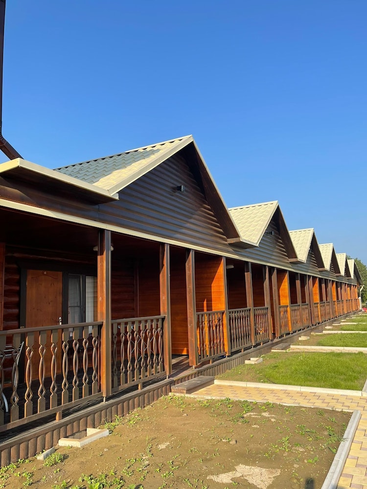 Kurortniy complex Plyazhniy Poselok — hotel in Anapa