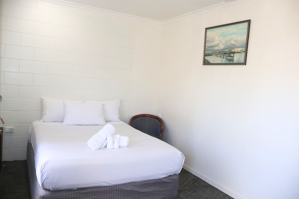 The Park Motel — Charters Towers — photo 5