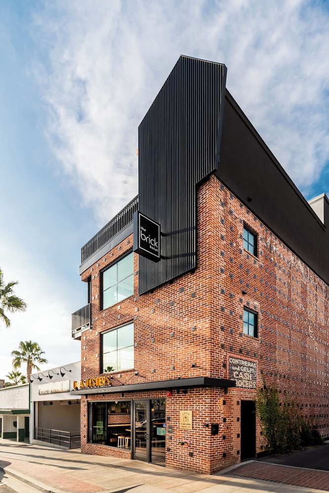 The Brick Hotel - carbon neutral hotel in Oceanside