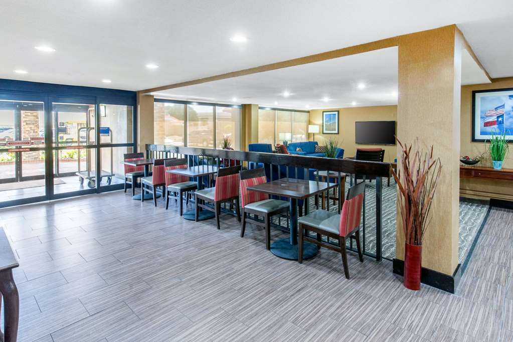 Comfort Inn Wichita Falls North - photo 4