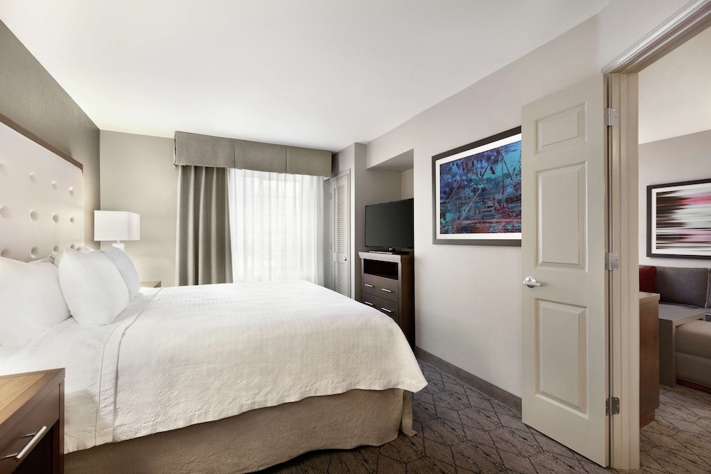 Homewood Suites by Hilton Portland Airport - photo 13