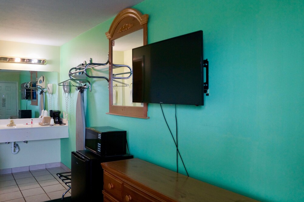 American Inn of Kinder - photo 14