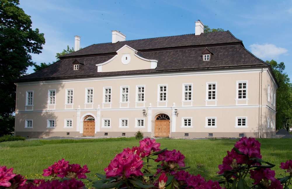 Zámek Jeseník Nad Odrou — hotel in Jesenik Nad Odrou