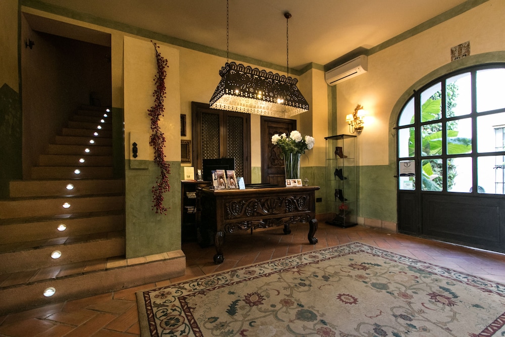 El Rincón de las Descalzas — Carmona — photo 2