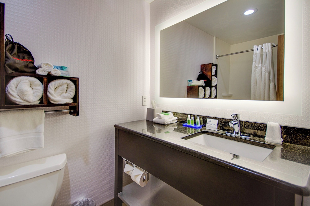 Holiday Inn Express Dublin by IHG - photo 6