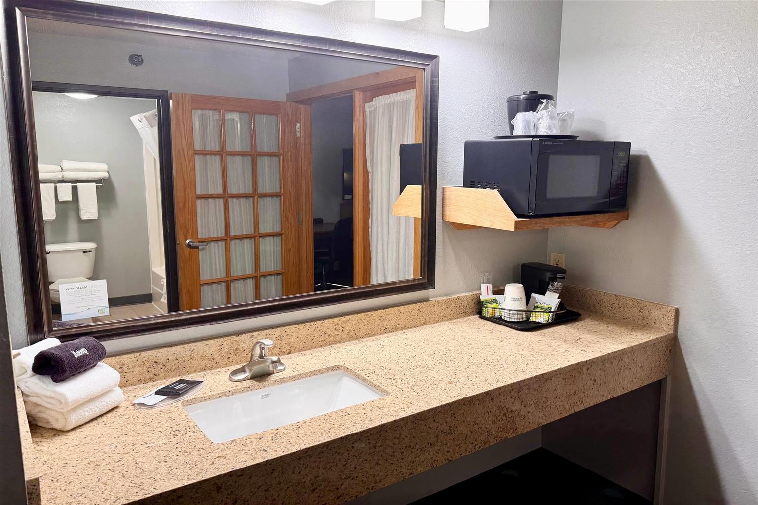 AmericInn by Wyndham Stillwater - photo 30