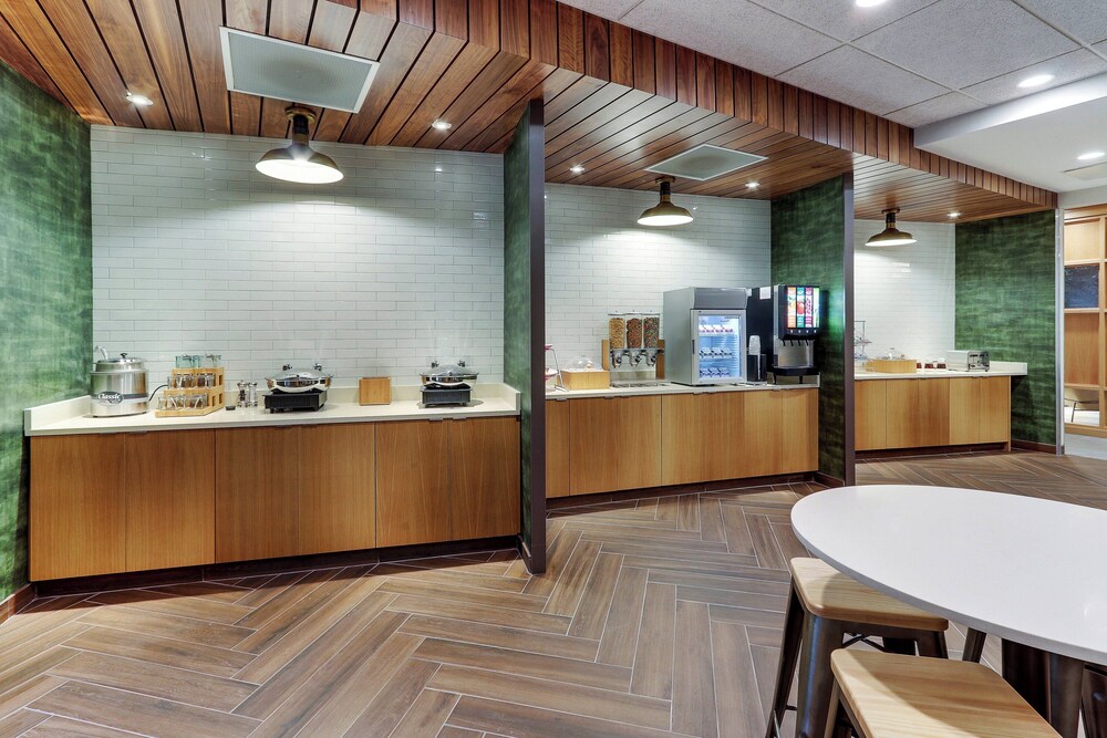 Fairfield Inn & Suites by Marriott Asheville Weaverville - photo 32