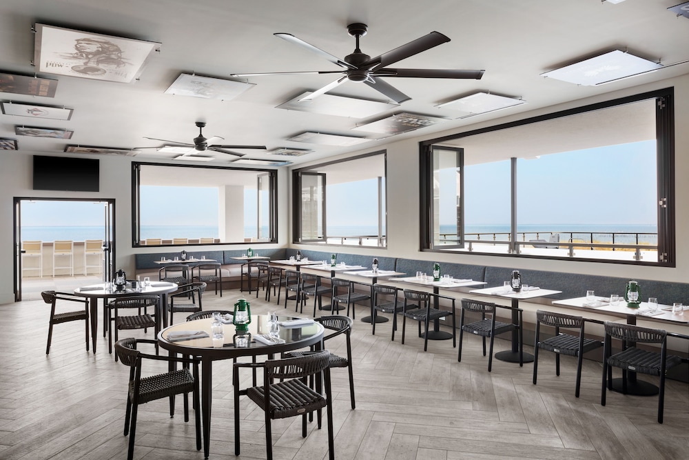 Delta Hotels by Marriott Virginia Beach Waterfront Suites - photo 30