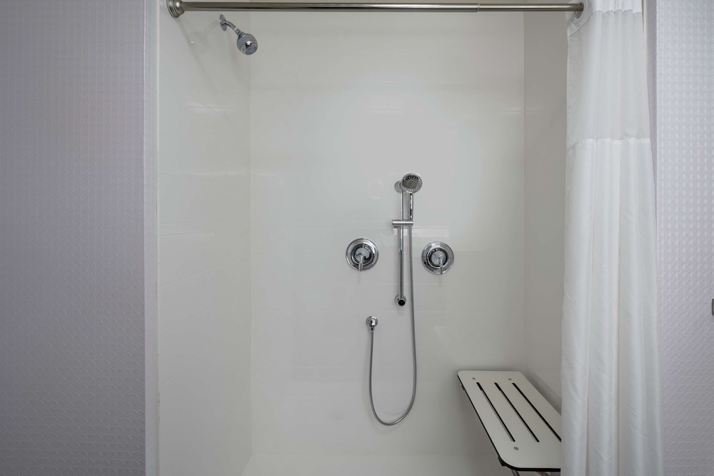 Hampton Inn Weston - photo 22