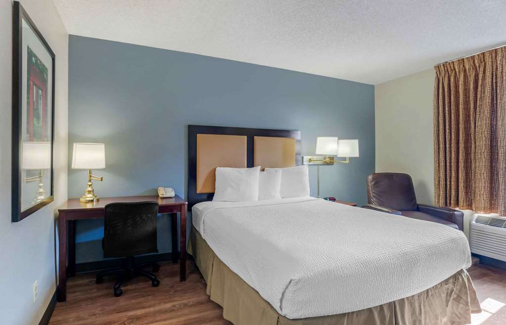 Extended Stay America Suites Los Angeles Torrance Blvd - photo 6