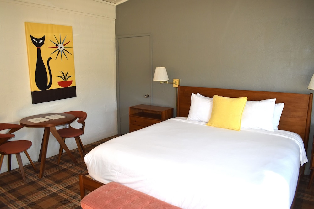 Contenta Inn - photo 16