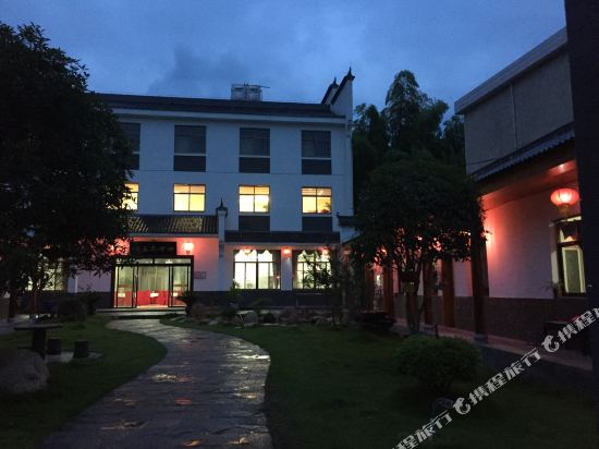 Siheyuan Farm - last minute hotel in Qingyang