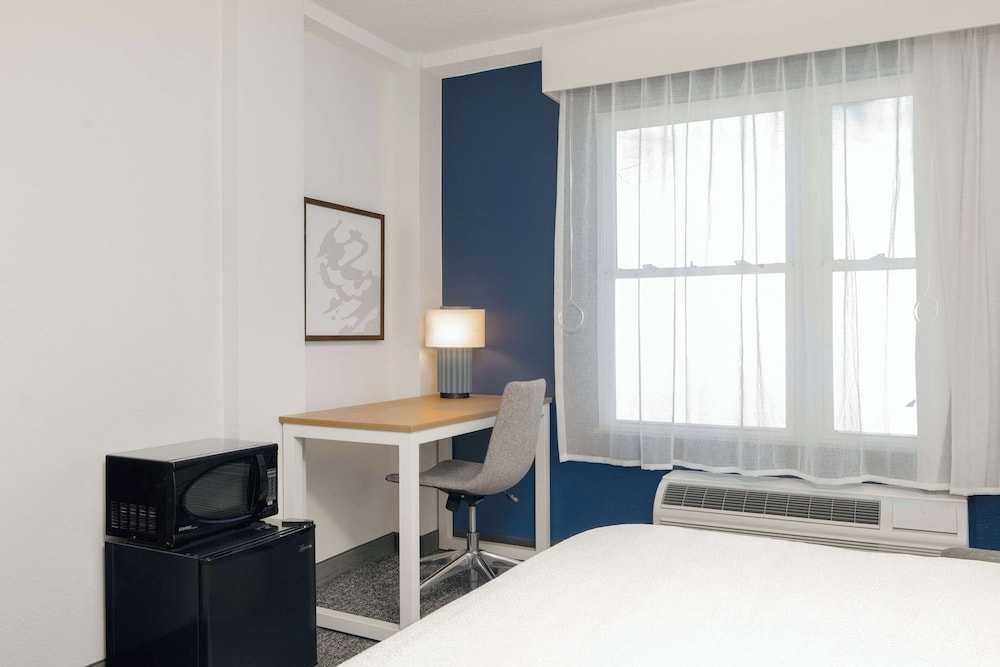 Spark by Hilton Orangeburg - photo 18