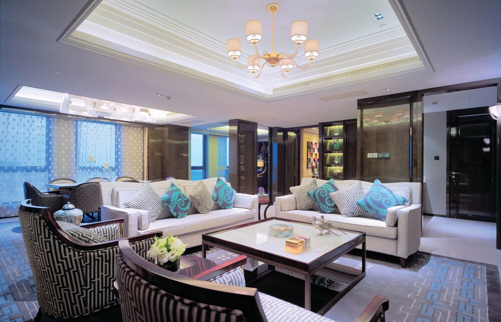 The Qube Hotel Shanghai Xinqiao — 4-Star Luxury Hotel in Shanghai, People's Republic of China