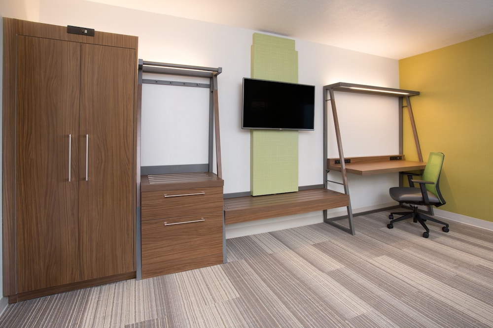 Holiday Inn Express & Suites Van Horn by IHG - photo 26