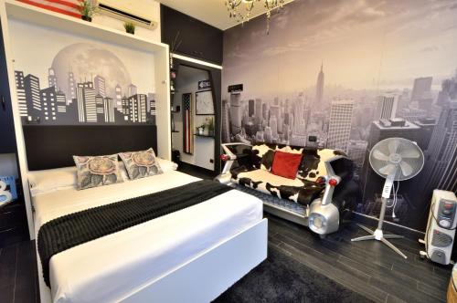 Stupendo Appartamento di Design a tema America Potente Wi Fi Ottimo il collegamento con Aeroporto di Malpensa e Rho Fiera vicino alla Metro — 4-Star Luxury Hotel in Milan, Italy