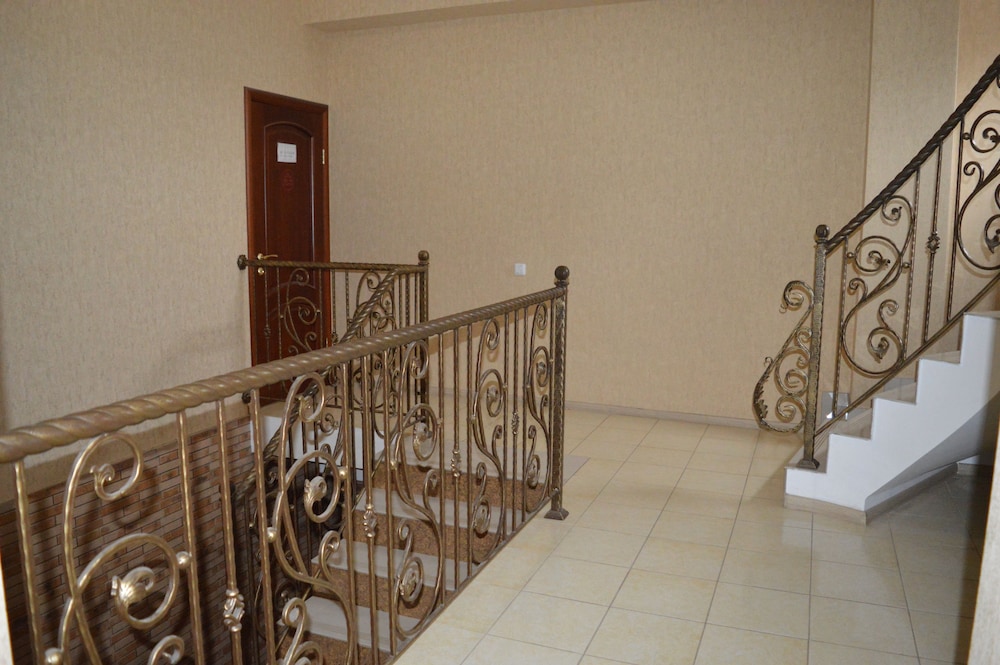 Gold Jin in Astrakhan, Russia