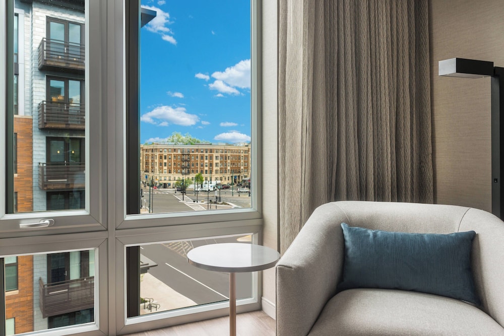 AC Hotel by Marriott Boston Cleveland Circle - photo 29