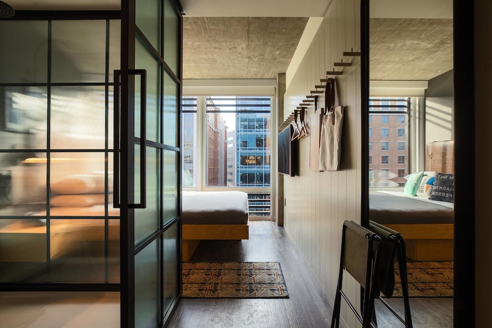 Moxy Washington DC Downtown - photo 3