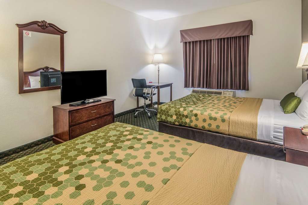Econo Lodge Weatherford - photo 16