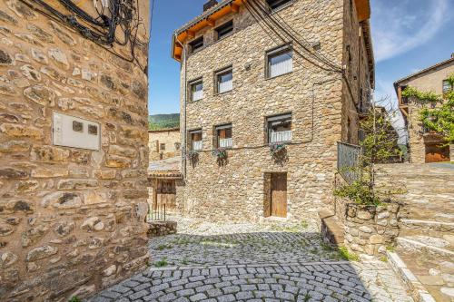 Cal Nunci - carbon neutral hotel in Baga