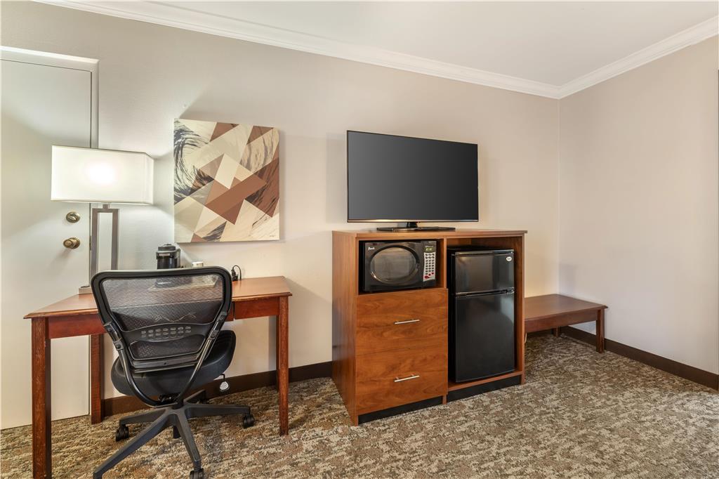 Best Western Angus Inn - photo 13