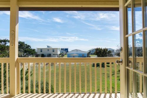 Pelican Palace by Oak Island Accommodations - photo 26